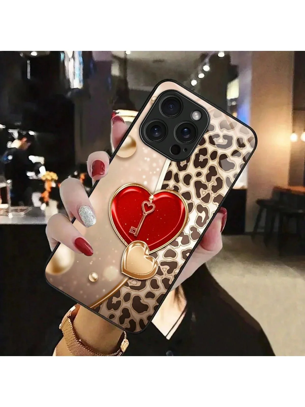 Shein Cover para telefono con estampado de leopardo y forma de corazón - Imagen 2
